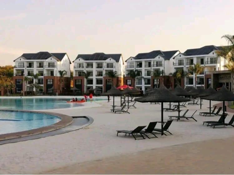 The Blyde Crystal Lagoon Cologne4 Apartment Pretoria Bagian luar foto